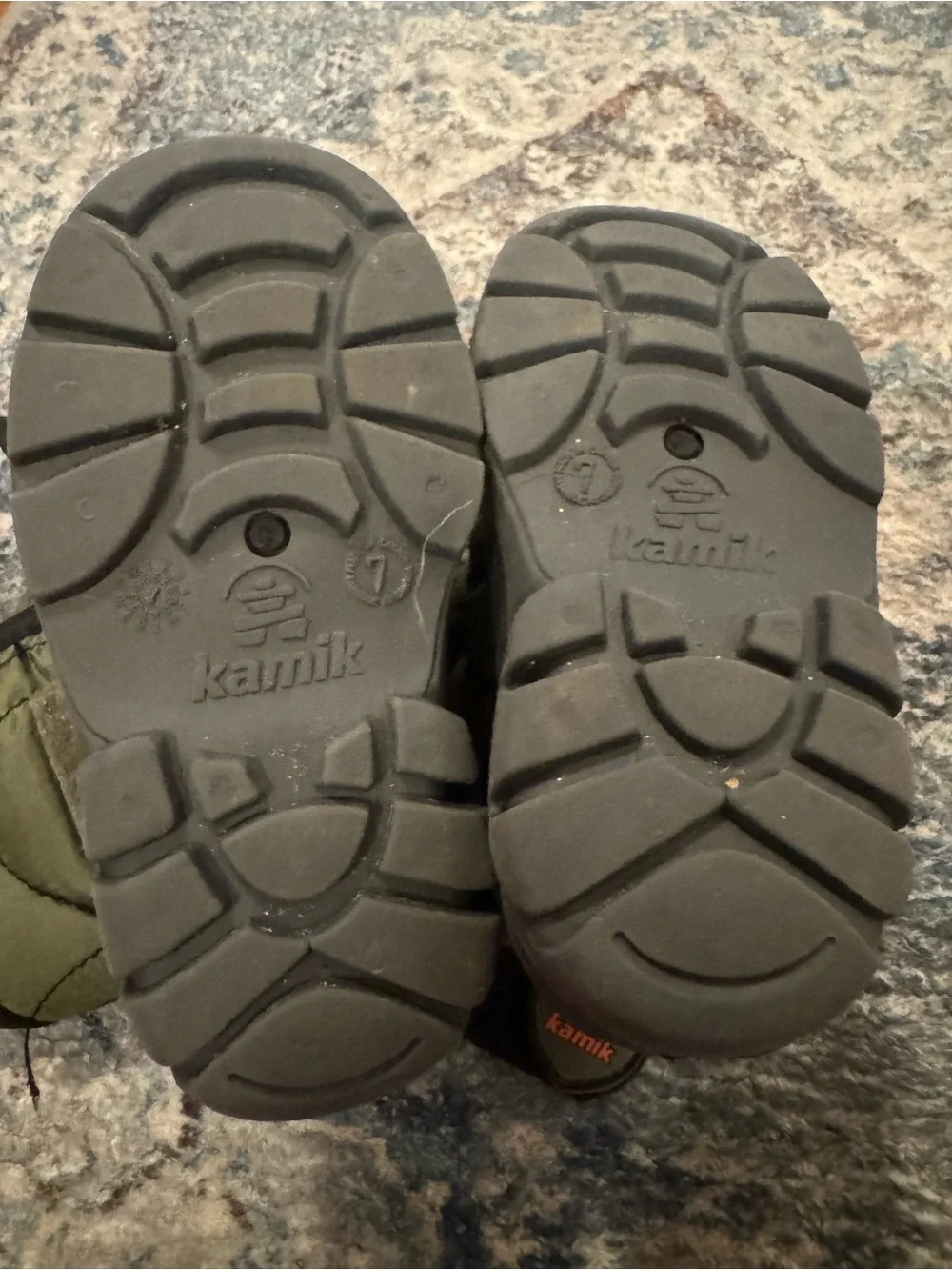 Kamik Snowbug 5 Snow Boots Olive Green and Black Kids Snow Boots toddler size 7
